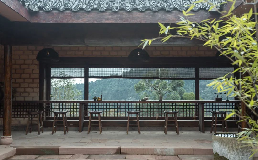 助力漂亮墟落建设 勾勒幸福人居新画卷_888集团瓦业助力漂亮墟落建设